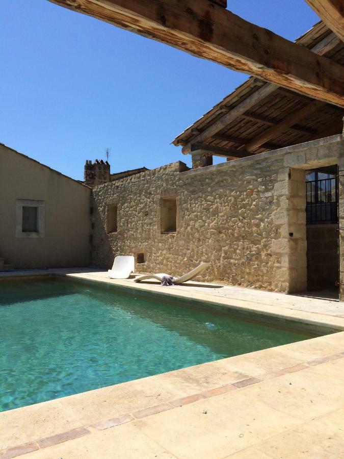 Les Toiles Du 15 Bed & Breakfast Montaren-et-Saint-Mediers Bagian luar foto